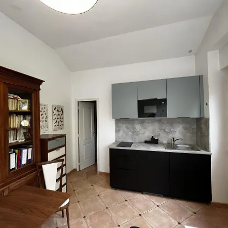 Charming Independent - Spacious With Terrace And Garden, 25 Minutes From Paris 公寓 *
